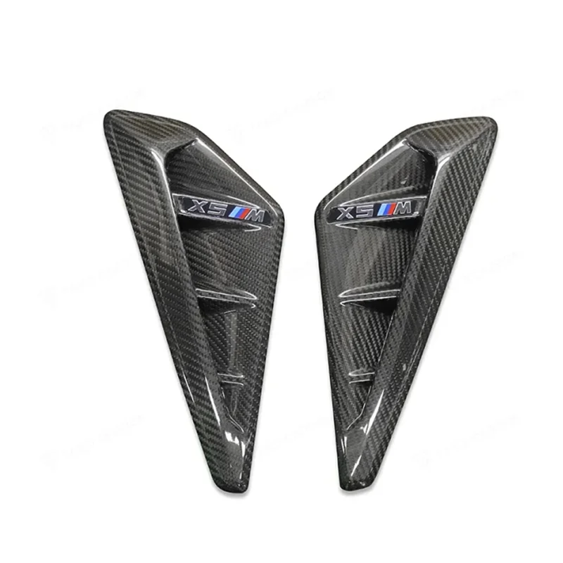 Rear spoiler side decoration